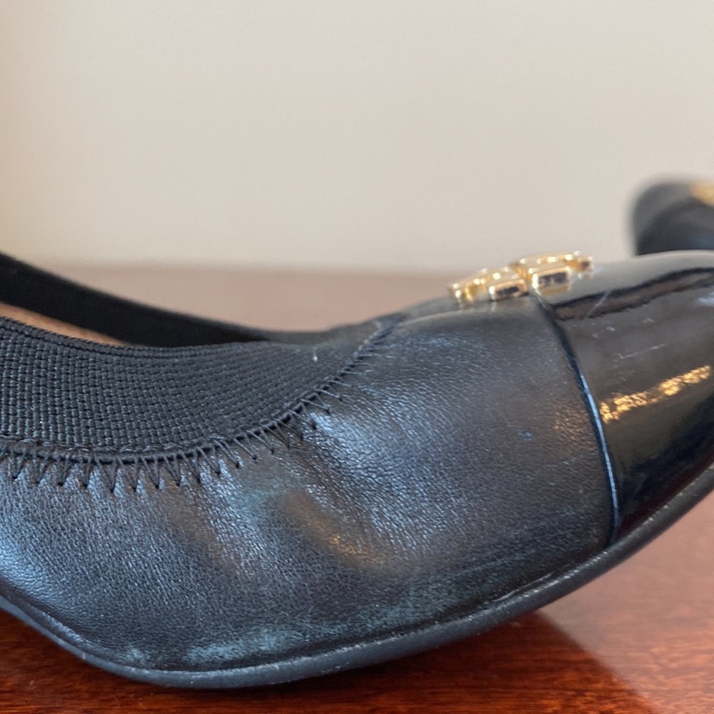 Tory Burch Jolie Black Leather SZ 9.5 Patent Toe Classic Preppy Chic Wedge Heels - Picture 16 of 16